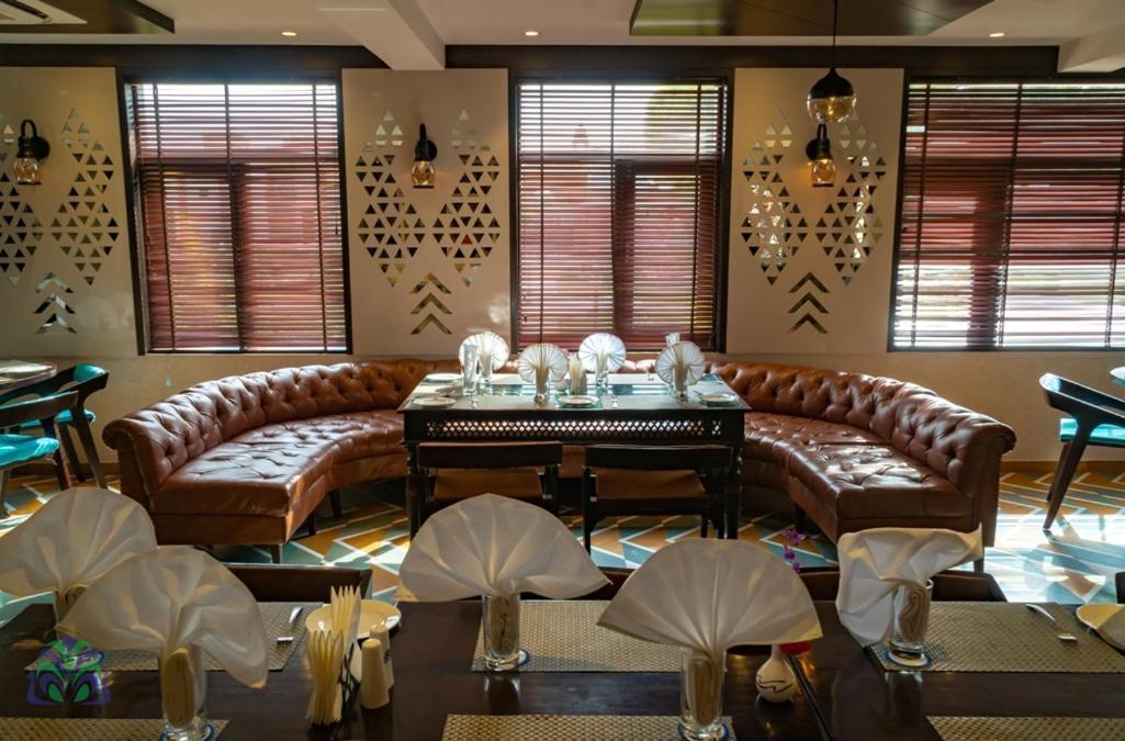 Hotel Basant Vihar Palace Bikánér Kültér fotó